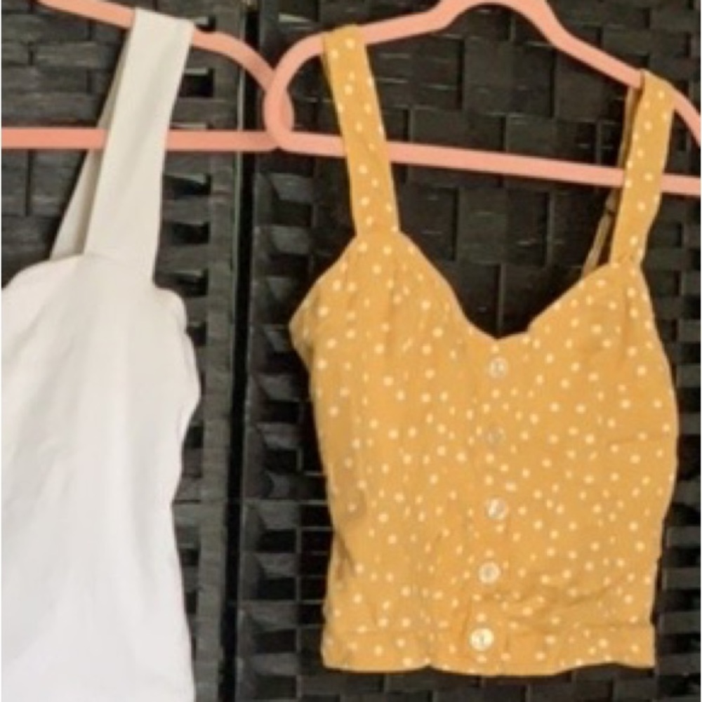 Abercrombie & Fitch crop top